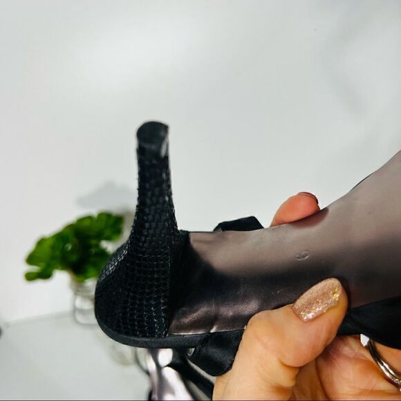 Charles by Charles David Black Satin Snakeskin Stiletto Heels Ankle Strap - Picture 10 of 14